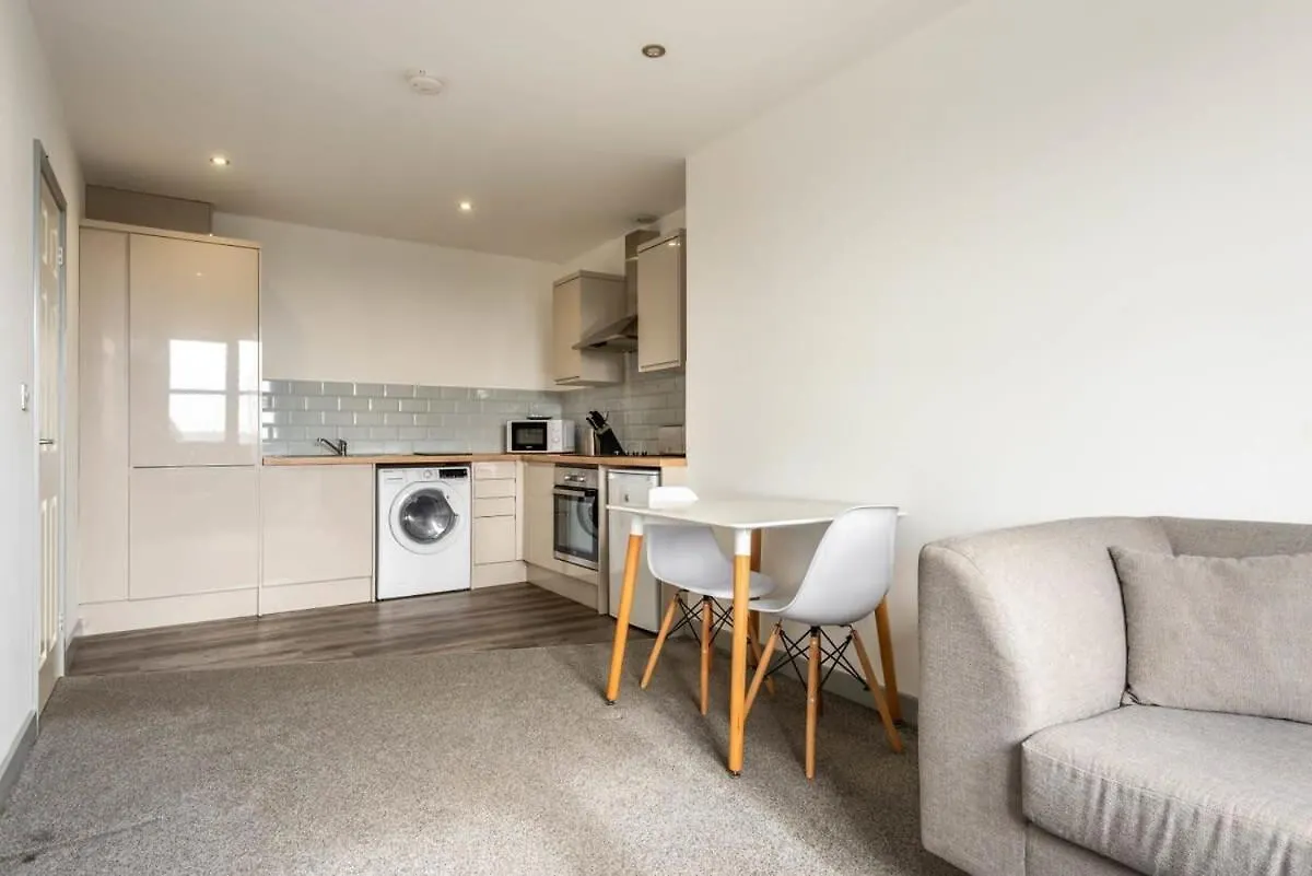 Modern 1 Bedroom Budget Apartment In Barnsley Regno Unito
