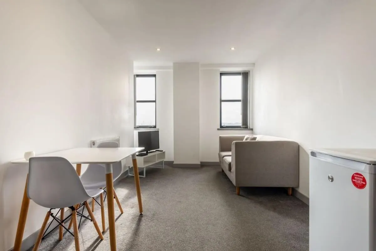 Modern 1 Bedroom Budget Apartment In Barnsley