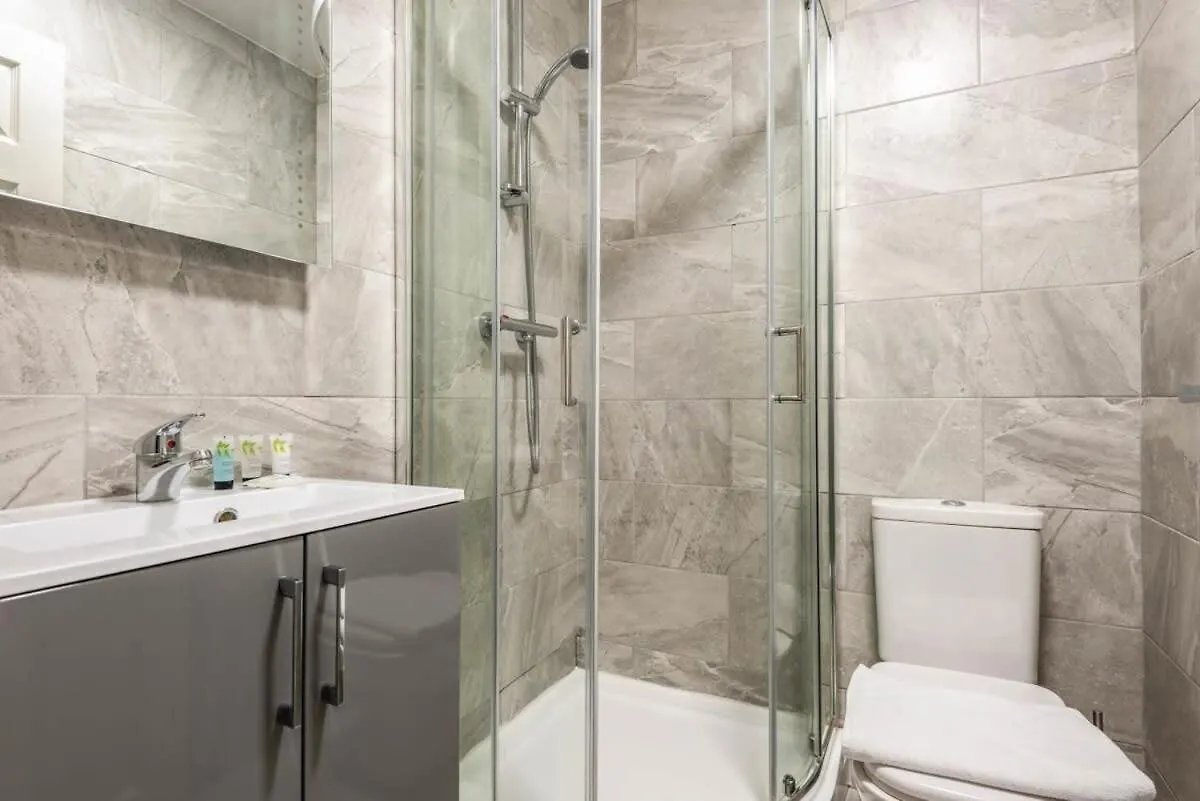 Modern 1 Bedroom Budget Apartment In Barnsley Regno Unito